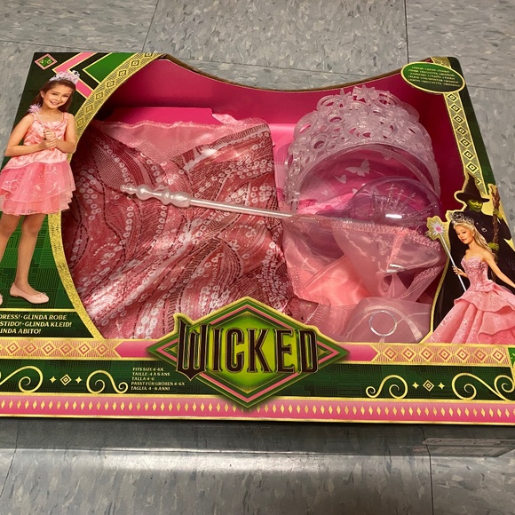 Jakks Pacific Other - Wicked Glinda Little Girl Dress Up Costume Set
